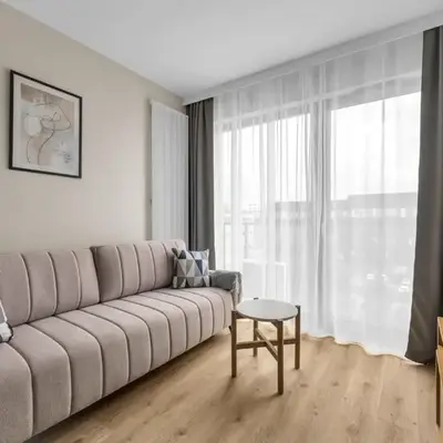 Warsaw Airport - Parking & Balcony - By Rentujemy