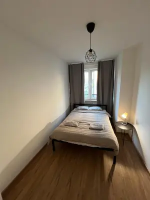 Łóżko lub łóżka w pokoju w obiekcie Warsaw City Budget Room 3 #self check-in #essentials included