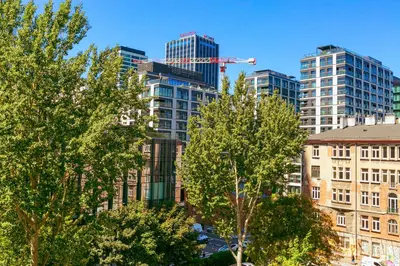 Budynek, w którym mieści się apartament