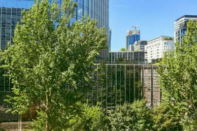 Budynek, w którym mieści się apartament