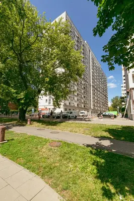Budynek, w którym mieści się apartament