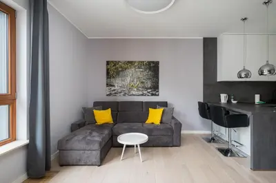 Część wypoczynkowa w obiekcie Metro Wierzbno Stylish Apartment by BookingHost