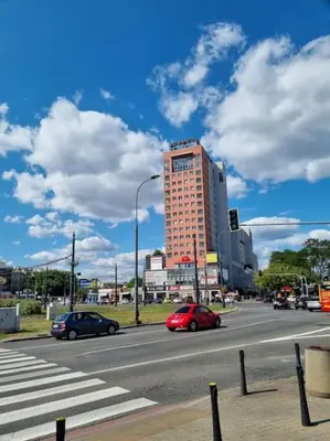 Plan piętra w obiekcie Przytulne mieszkanko z balkonem i parkingiem w sercu Pragi Południe