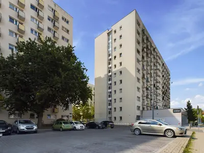 Budynek, w którym mieści się apartament