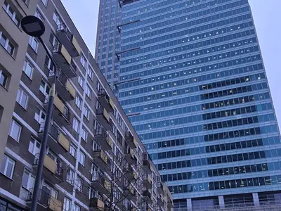 Budynek, w którym mieści się apartament