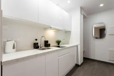 Plan piętra w obiekcie Golden Apartments Warsaw Solidarnosci 60B 37