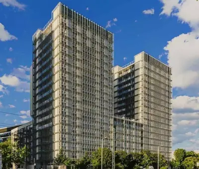 Budynek, w którym mieści się apartament