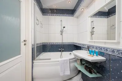 Plan piętra w obiekcie Smolna City View 7th Floor Apartment by BookingHost