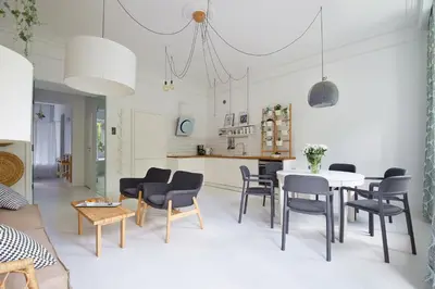 Część wypoczynkowa w obiekcie White Boho Apartment