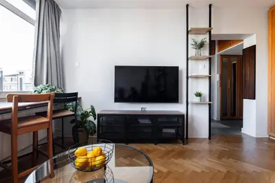 Telewizja i/lub zestaw kina domowego w obiekcie Sunbeam Studio City Centre Metro Politechnika