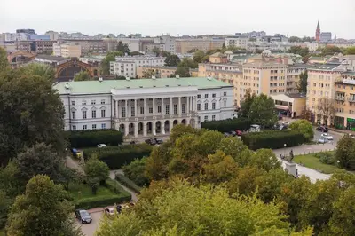 Widok na miasto Warszawa z tego apartamentu