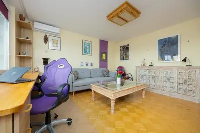 Część wypoczynkowa w obiekcie Classic Style Apartment - Remote Work by Noclegi Renters