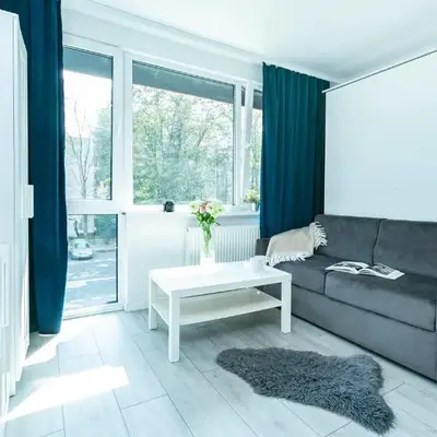 Batorego 18 - Yellow - Stacja metra 300m - underground station 300m - Better Rental