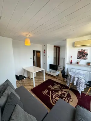 Plan piętra w obiekcie Квартира с видом, центр Варшавы