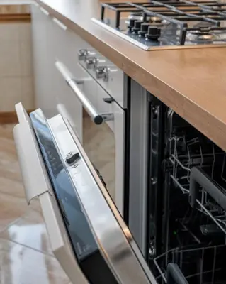 Kuchnia lub aneks kuchenny w obiekcie Luxury in Cozy Spacious Condo near Heart of Warsaw