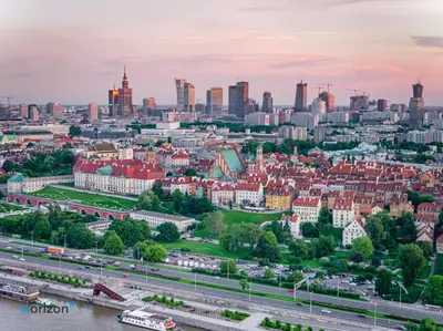 Widok na miasto Warszawa z tego apartamentu