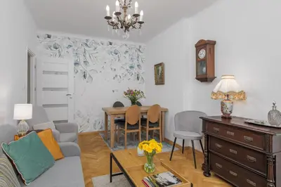 Część wypoczynkowa w obiekcie Luxury in Cozy Spacious Condo near Heart of Warsaw