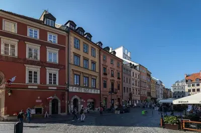 Budynek, w którym mieści się apartament