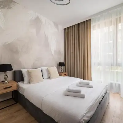 Wilanów Sarmacka Apartment with Garden by BookingHost