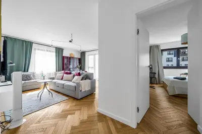 Telewizja i/lub zestaw kina domowego w obiekcie Skierniewicka Apt - Parking, Workspace, Balcony - by Rentujemy