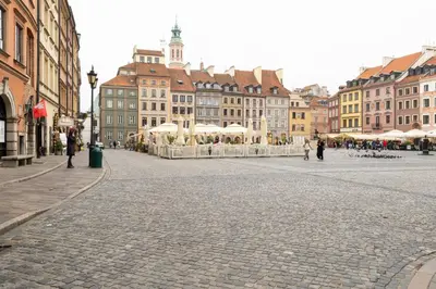 Widok na miasto Warszawa z tego apartamentu