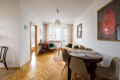 Część wypoczynkowa w obiekcie Grand Theatre Cosy Apartment by BookingHost