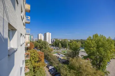 Widok na miasto Warszawa z tego apartamentu