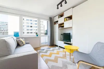 Telewizja i/lub zestaw kina domowego w obiekcie Cosy Studio in the centre of Warsaw by Noclegi Renters