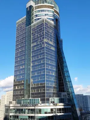 Budynek, w którym mieści się apartament