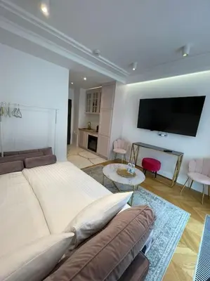 Telewizja i/lub zestaw kina domowego w obiekcie Pawia Charming Studio
