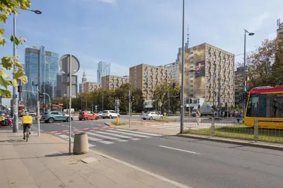 Widok na miasto Warszawa z tego apartamentu