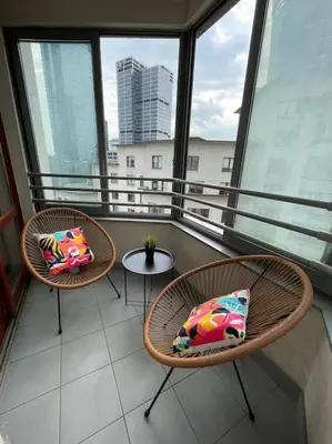 Balkon lub taras w obiekcie oompH Mint Harmony & Vibrant Accents