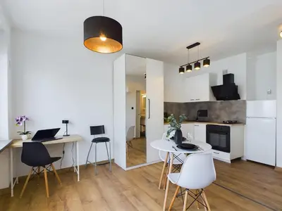 Kuchnia lub aneks kuchenny w obiekcie Bright Studio in Downtown Warsaw by Noclegi Renters