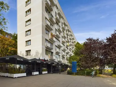 Budynek, w którym mieści się apartament