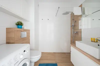 Łazienka w obiekcie Warszawa Rakowska Cosy Apartment by BookingHost