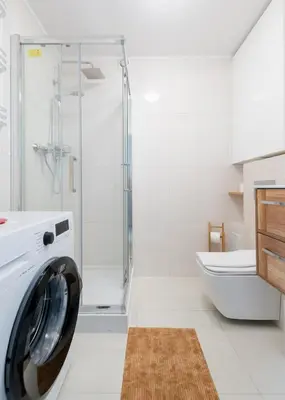 Łazienka w obiekcie RentPlanet - Apartament Wola