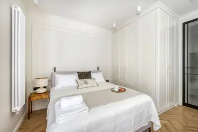 Łóżko lub łóżka w pokoju w obiekcie Stunning 2bed with terrace and parking