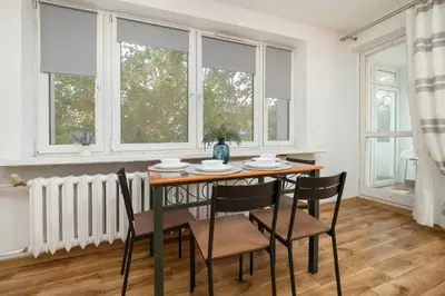 Plan piętra w obiekcie Merliniego Trendy Apartment with Desk by Noclegi Renters