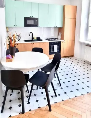 Kuchnia lub aneks kuchenny w obiekcie AAA Stay Apartments Old Town Warsaw I
