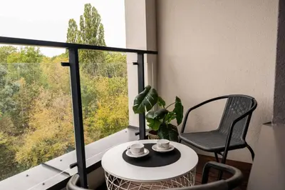 Balkon lub taras w obiekcie The Blue Nest Studio Targowek