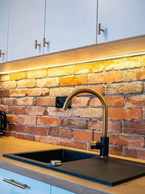 Kuchnia lub aneks kuchenny w obiekcie Chic Apartment in Historic Koneser Area