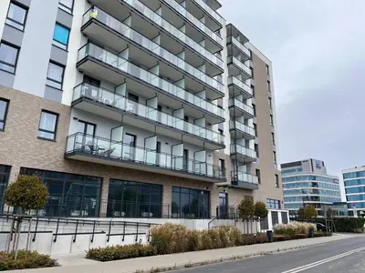 Budynek, w którym mieści się apartament