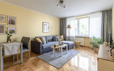 Część wypoczynkowa w obiekcie Stępińska Apartment near Royal Łazienki by Mia