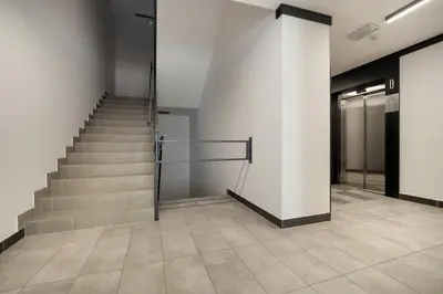 Plan piętra w obiekcie Air Conditioned Apartment in Warsaw with Parking and Bathtub by Noclegi Renters