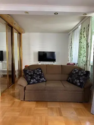 Telewizja i/lub zestaw kina domowego w obiekcie Chmielna 106b