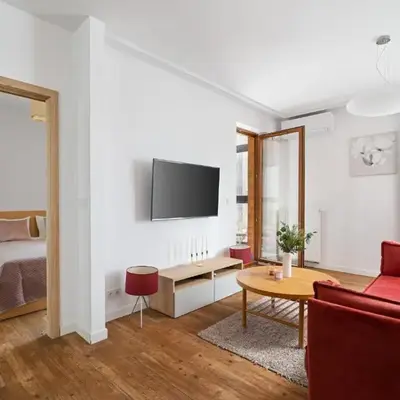 Urban Chic - Large & Stylish