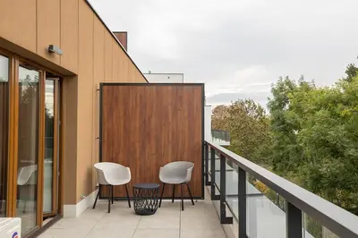 Balkon lub taras w obiekcie Włochy Solipska by Comfort Apartments