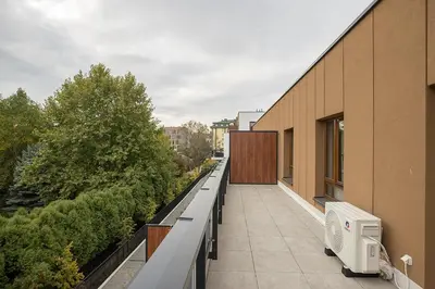 Budynek, w którym mieści się apartament