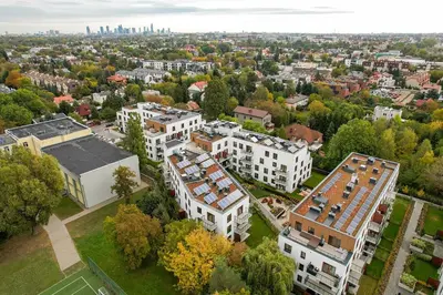 Widok na miasto Warszawa z tego apartamentu