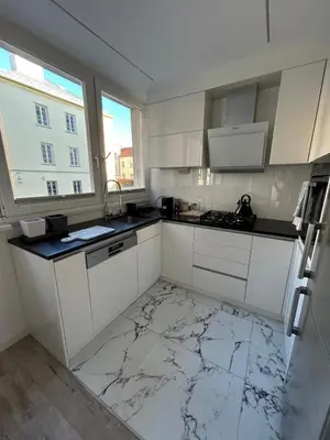 Kuchnia lub aneks kuchenny w obiekcie Stare Miasto - Apartament Trębacka